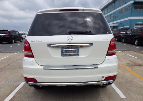 Mercedes-Benz GL cena 129900 przebieg: 66900, rok produkcji 2012 z Piaseczno małe 742